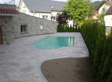 Schwimmbad in Hohenweiler